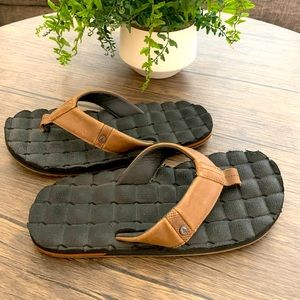 Volcom Mens Recliner Leather sandals. Vintage brown